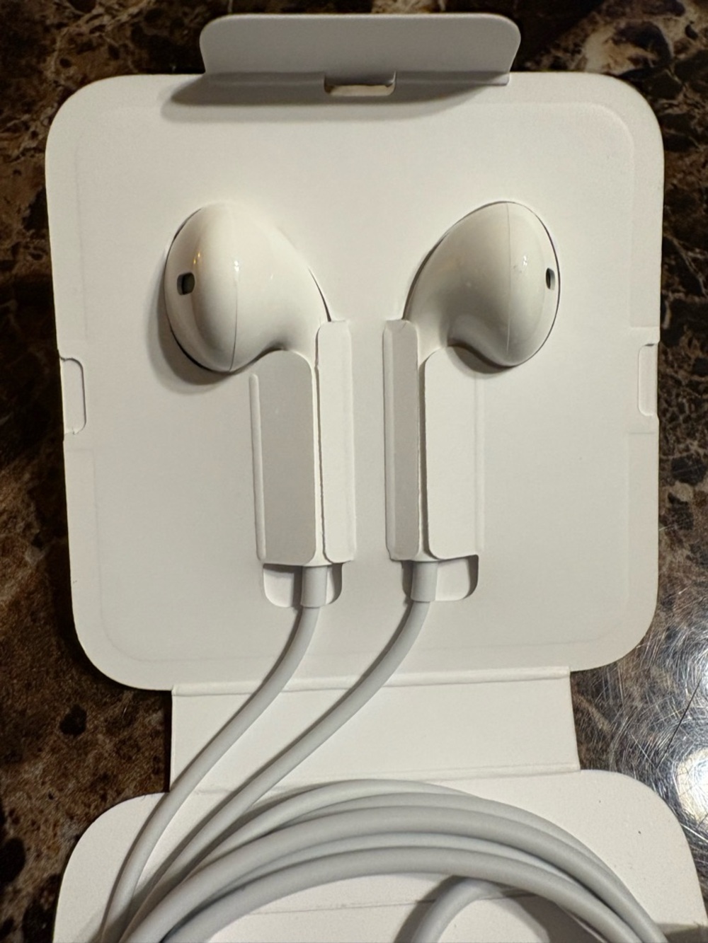 Apple Brand Wired Headphones with Lightning Adapter - New Never Used/Opened - Picture 4 of 4